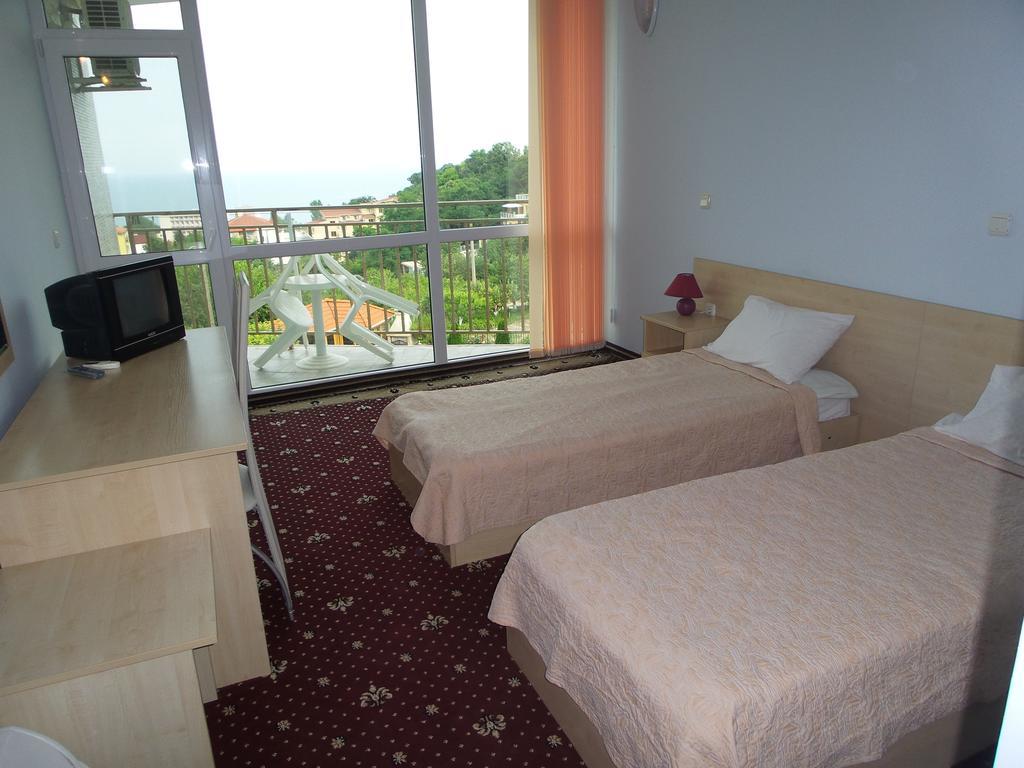 Hotel Paradise Golden Sands Værelse billede